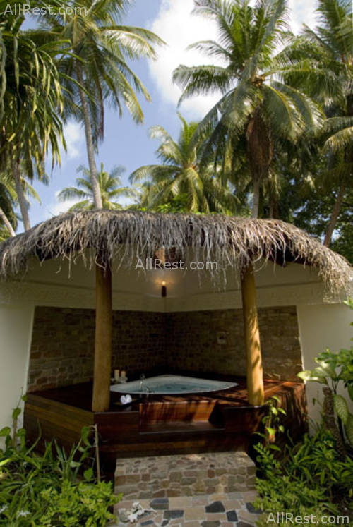 Kuramathi Blue Lagoon 22